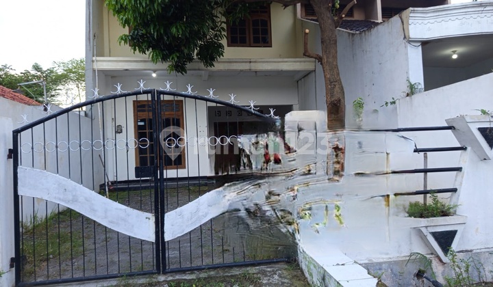 Rumah Jl Puspugiwang Gisikdrono Semarang 1