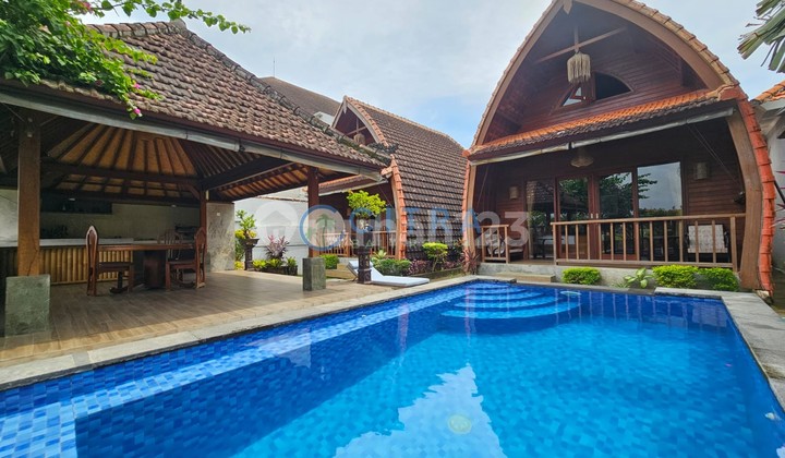 Disewakan Joglo dengan Kolam Renang & View Sawah | 2 Kt di Berawa Canggu LT 300 M2 1
