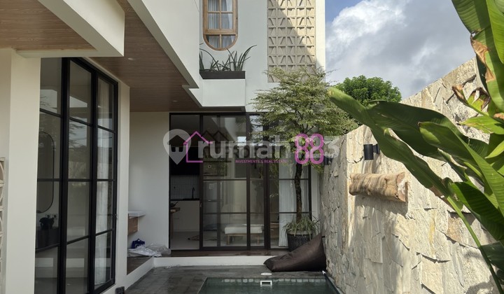 Dijual Villa Modern Baru dengan Private Pool & Full Furnished | 3 Kt di Pantai Pandawa LT 100 M2