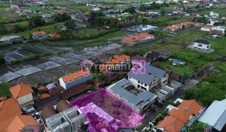 Selling land in Munggu Beach Seseh Lt. 645 M2 1