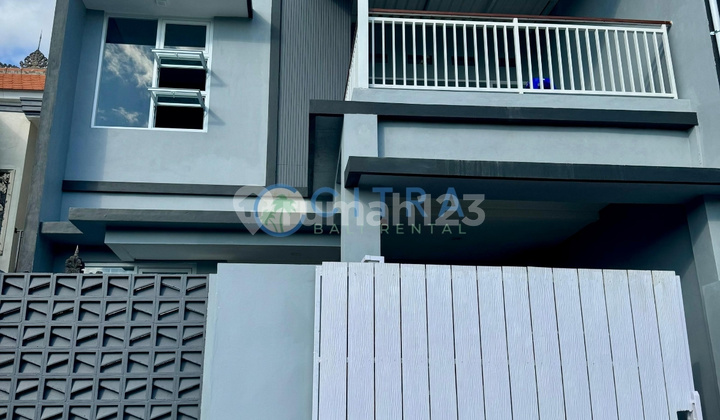 Disewakan Rumah Luas dengan 4 Kamar Tidur di Denpasar Timur LT 100 m2 1
