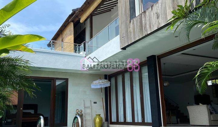 Jual villa umalas Kerobokan lt 300 m2 1