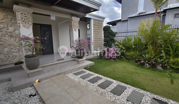 Villa Semi Minimalis Modern dengan Garasi Luas | 3+1 KT di Renon Denpasar Selatan LT 396 m2 Villa Semi Minimalis Modern dengan Garasi Luas | 3+1 KT di Renon Denpasar Selatan LT 396 m2