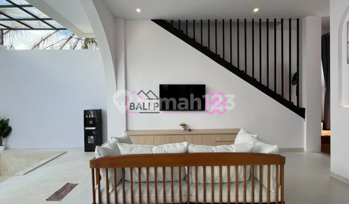 Dijual Villa Baru Mewah dengan Kolam Renang & Furnished | 2 KT di Nusa Dua, Bali LT 115 m2 2