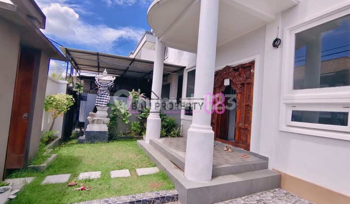 Spacious &amp; Strategic House with 5 Bedrooms | in Renon South Denpasar, Land Size 215 m2