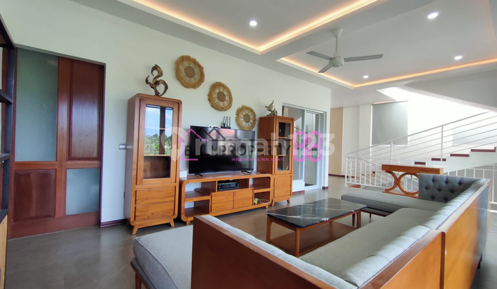 Luxury & Private Villa for Sale with Rooftop Bar & Private Pool | 3 BR in Padonan, Canggu, Land Area 250 m2 2