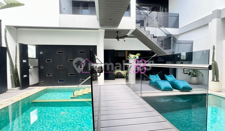 Dijual Villa Mewah Brand New dengan Private Pool | 3 KT di Munggu, Bali LT 180 m2