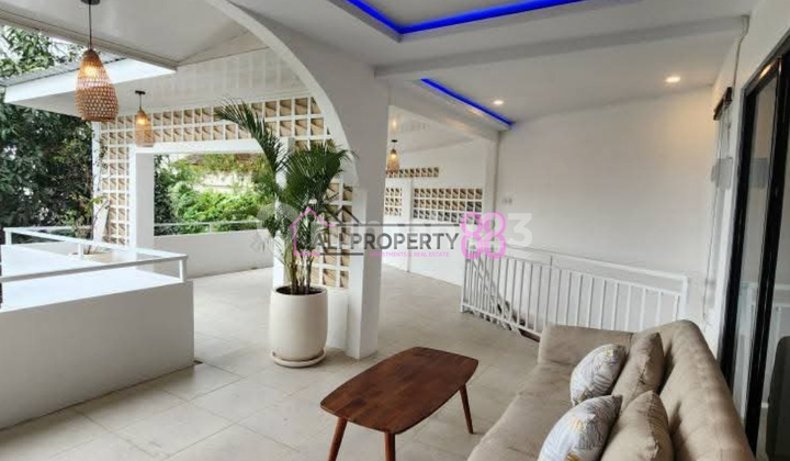 FOR SALE Luxury Semi Villa Fully Furnished with Pool in North Kuta, Near Canggu, Land Area 147 m2