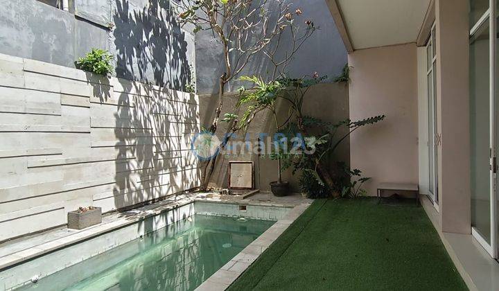 Rent a Villa Near Kerobokan Floor 200 M2 1