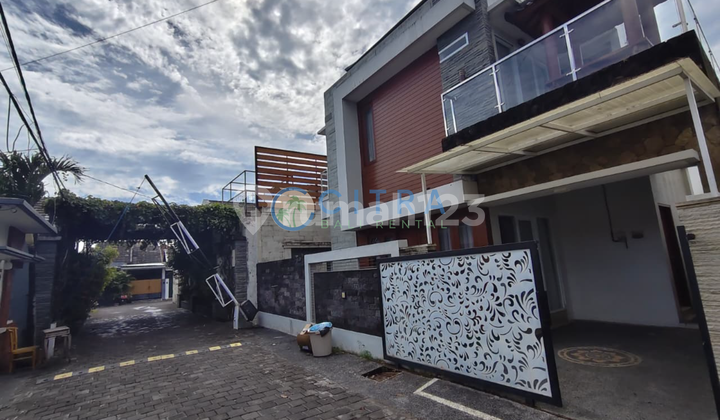 For Rent Strategic Semi Villa House with Private Pool | 4 BR in Pesanggaran, South Denpasar, Land Area 120 m2 For Rent Strategic Semi Villa House with Private Pool | 4 BR in Pesanggaran, South Denpasar, Land Area 120 m2