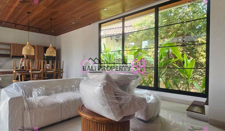 For Sale Villa Umalas Kerobokan Floor 150 M2 2