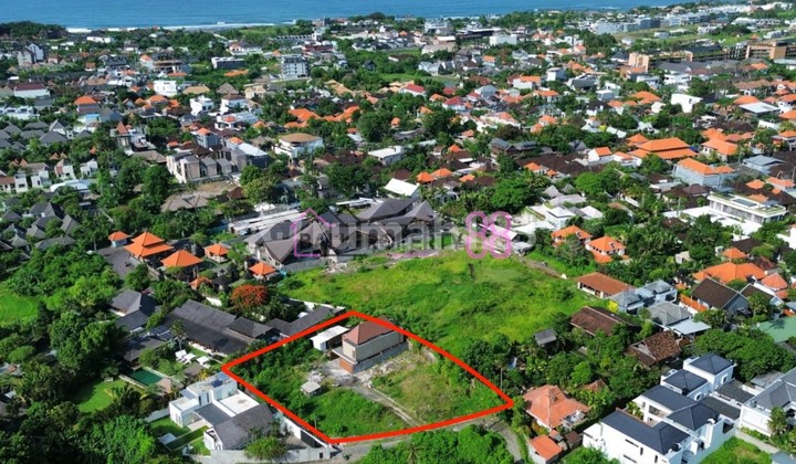 Tanah Freehold Sangat Potensial dengan Bonus 1 Villa Full Furnished & Desain 9 Unit | di Pererenan Canggu