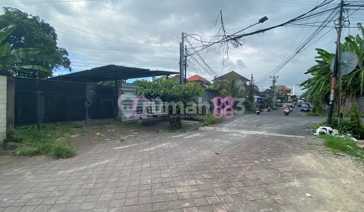 Dijual Tanah Strategis & Siap Bangun Posisi Hook dengan Itr Perumahan | Muding Kerobokan Badung LT 255 M2