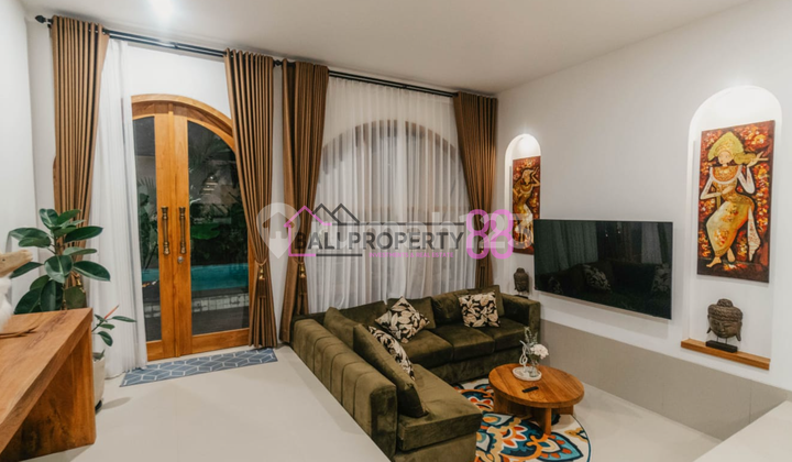 Dijual Villa Modern Brand New dengan Kolam Renang & Rooftop | 3 KT di Kerobokan, Bali LT 200 m2 2