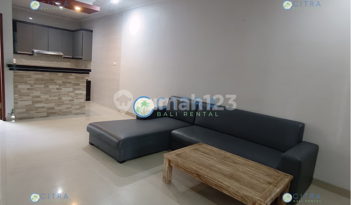 DISEWAKAN Rumah Modern 2 Lantai dekat imam bonjol di Glogor Carik, Denpasar Selatan LT 150 m2 2