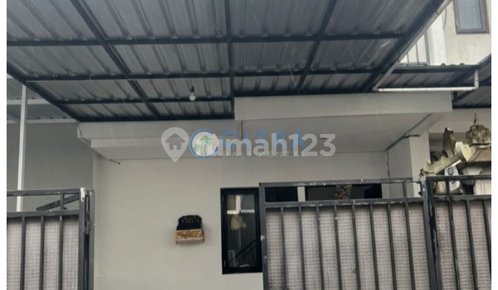 For Rent Comfortable & Strategic House with Garage | 2 BR in South Denpasar, Land Area 70 M2