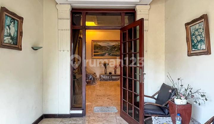 Rumah Lama Masih Terawat Kualitas Bagus Prime Area Menteng 2