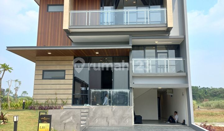 Dijual Cepat rumah mewah view sungai di Cisauk tangerang