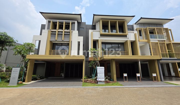 Rumah Mewah 3 Lantai Bsd City Dekat Mall Eastvara Bsd Rumah Mewah 3 Lantai Bsd City Dekat Mall Eastvara Bsd