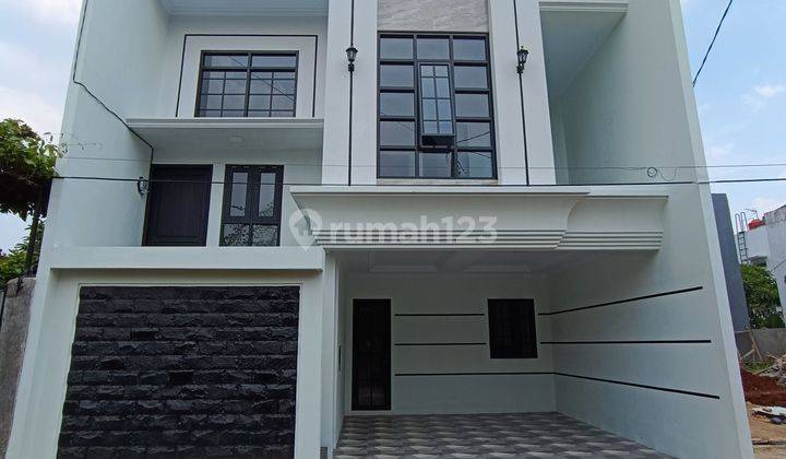 Di Jual Rumah Baru Siap Huni Free Biaya Biaya Full Bata Merah dalam Komplek, 3 menit ke Pintu Toll Depok 1