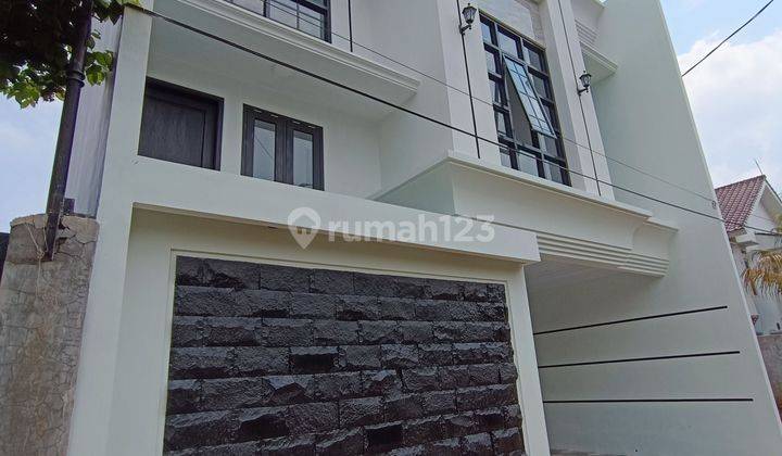 Di Jual Rumah Baru Siap Huni Free Biaya Biaya Full Bata Merah dalam Komplek, 3 menit ke Pintu Toll Depok 2