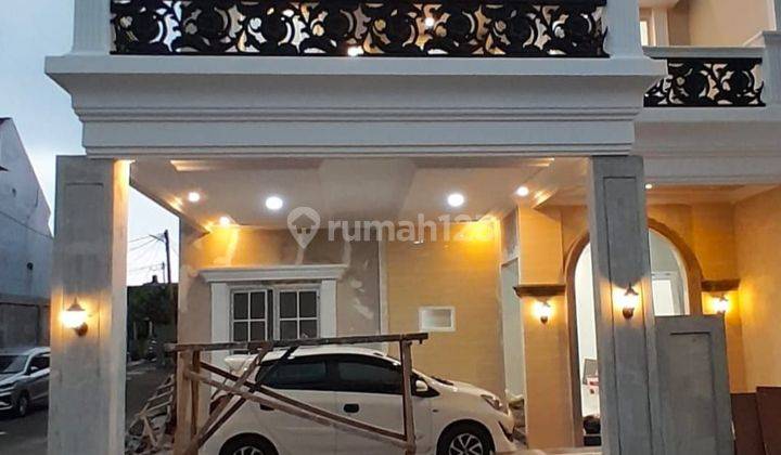 Di Jual Rumah Baru 2 Lantai, Mewah Strategis Di Mampang Depok 2