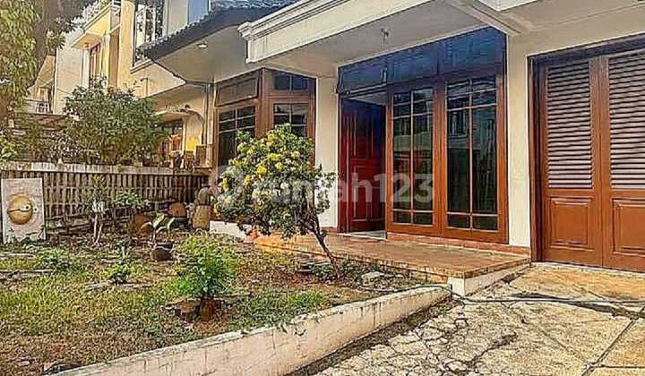FOR SALE PONDOK INDAH !!! RUMAH LAMA HITUNG TANAH 