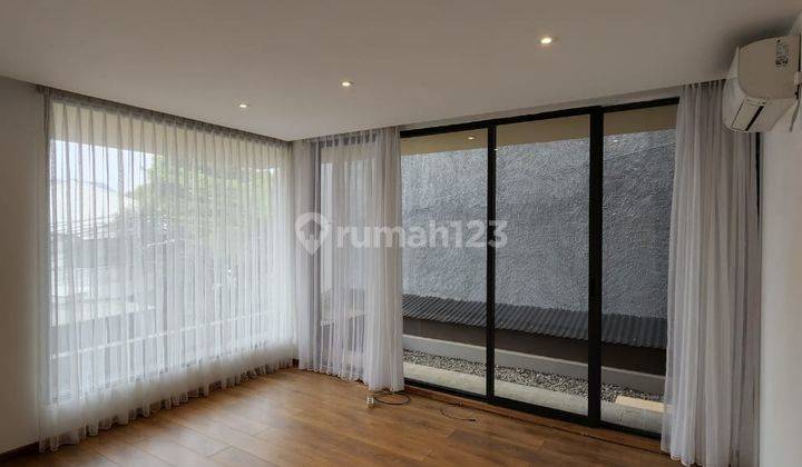 Di Jual Rumah Baru 3 Lantai Warung Buncit Jakarta Selatan  7