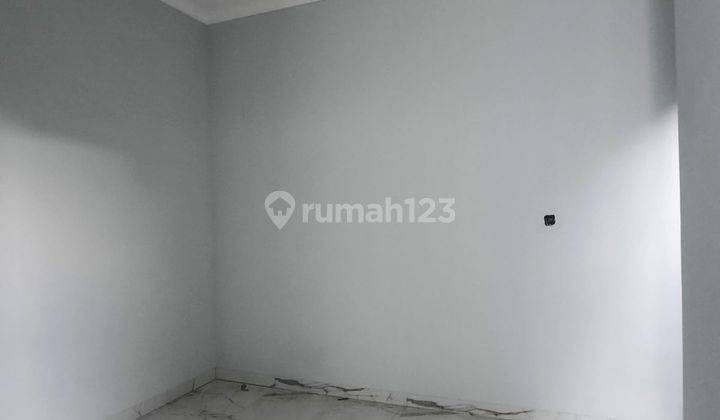 Dijual Rumah Bangunan Baru 2 Unit Di Wijaya Timur Kapt.tendean 9