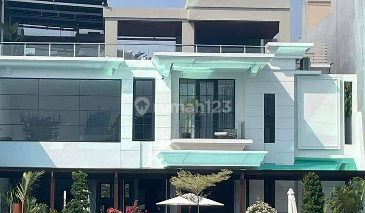 Pantai Mutiara Ancol Rumah Modern Luxury Dengan Privat Dermaga  1