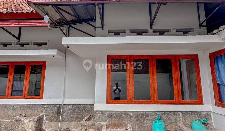 Rumah Bagus Semi Furnished SHM di Menteng, Jakarta Pusat 1