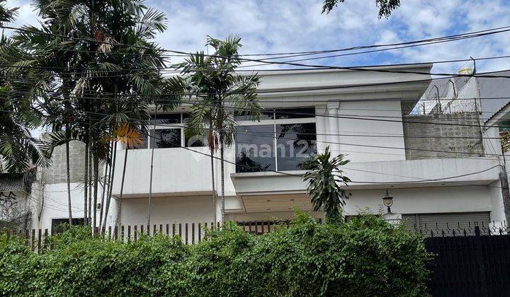 Dijual Rumah di Jalan Lauser Dekat Dengan Majestik Dan Blok M 1