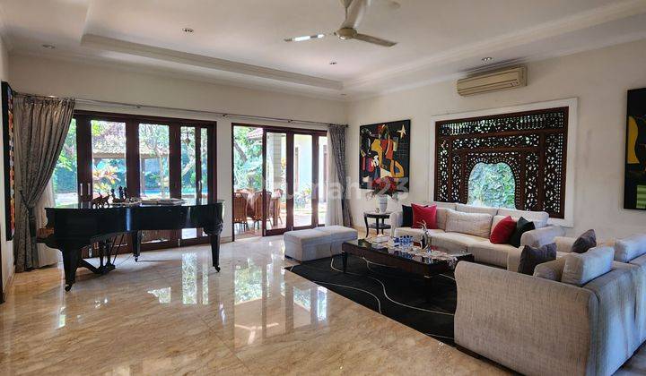 For Sale Modern Tropical House Fully Furnished Area Ragunan  2