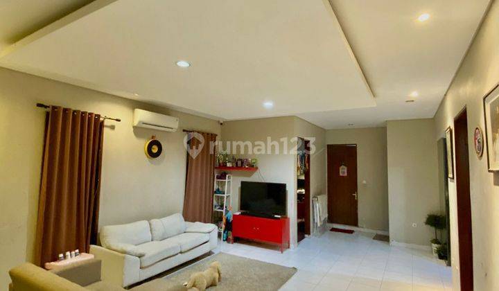 Rumah Bagus Semi Furnished SHM di Terogong, Jakarta Selatan 2