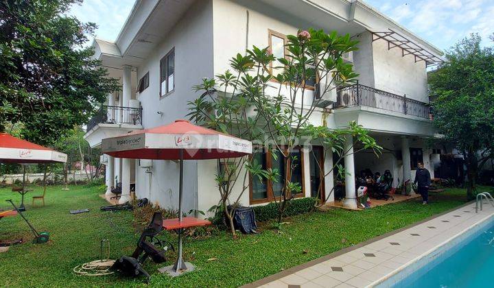 Rumah Bagus Semi Furnished SHM di Kemang Dalam, Jakarta Selatan 1