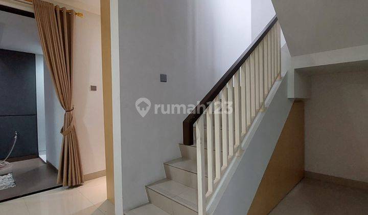 Rumah Siap Huni Rapi Kondisi Furnished di Kebayoran Harmony 2