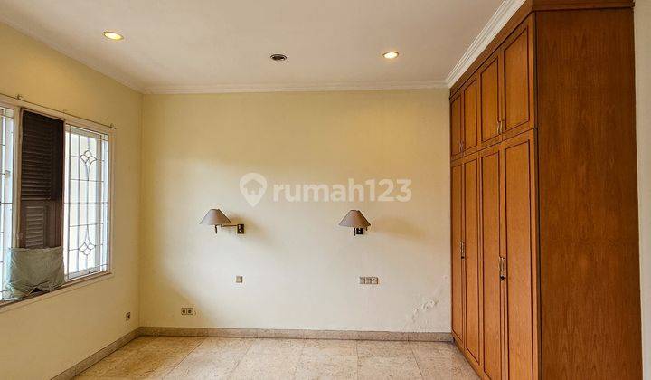 DIJUAL RUMAH PONDOK INDAH JAKARTA SELATAN 2