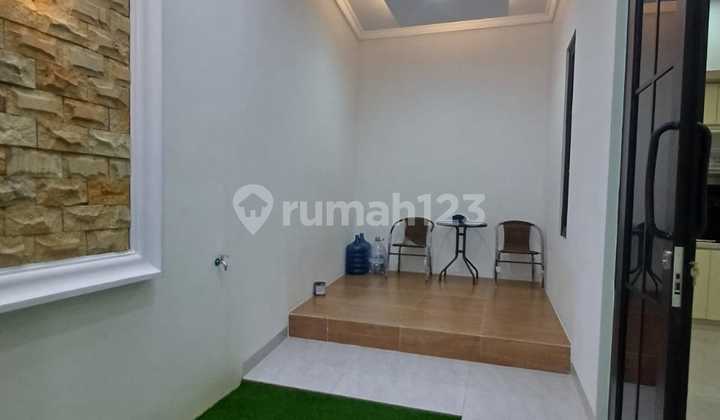 Rumah Bagus Semi Furnished SHM Jagakarsa, Jakarta Selatan 2