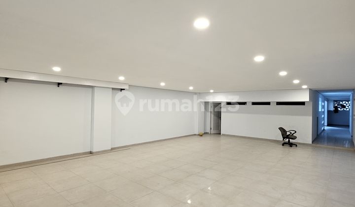 FOR SALE CILANDAK AREA BRAND NEW MODERN 2 UNIT  CLASSIC PRIVATE POOL 2