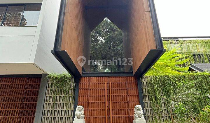 Rumah Mewah, Bangunan Baru Jakarta Selatan Di Kawasan Premium  2