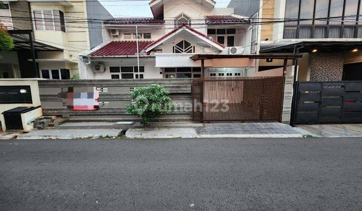 Dijual Rumah Siap Huni Pondok Indah Jakarta Selatan 1