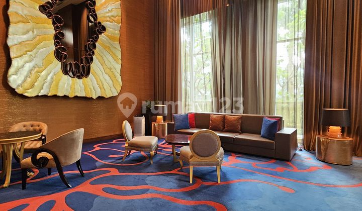 Elegant upper-class apartment residence in the Pakubuwono Signature