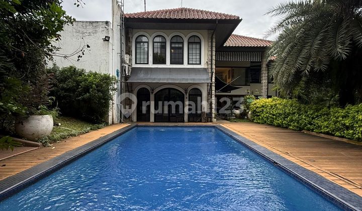 FOR SALE KEMANG - AMPERA LUXURY HOUSE SPACIOUS YARD DESIGNED BY HADIPRANA FOR SALE KEMANG - AMPERA LUXURY HOUSE SPACIOUS YARD DESIGNED BY HADIPRANA