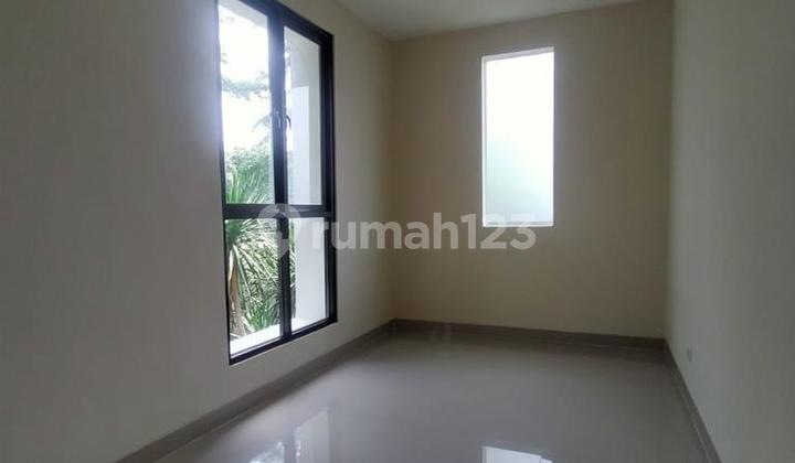 VINAYA TERRACE BINTARO  Beli langsung huni cuci gudang tinggal 1 unit nego khusus bulan ini 2