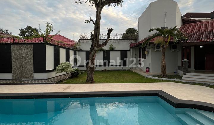 Rumah Cantik 1 Lantai Halaman Luas Kemang - Ampera Jakarta Selatan