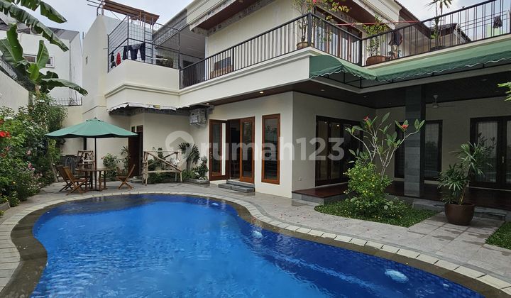 Rumah Renovasi Total Di Pejaten Jakarta Selatan