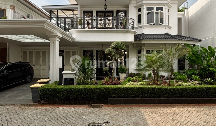 RUMAH 2 LANTAI DALAM KOMPLEK EKSKLUSIF PRIVATE POOL DAN TAMAN ASRI 1