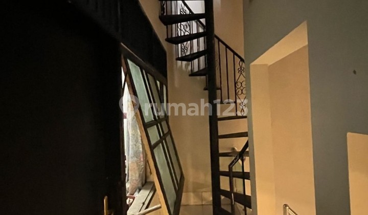 Rumah secondary bebas banjir di Pekayon Galaxy Bekasi 2