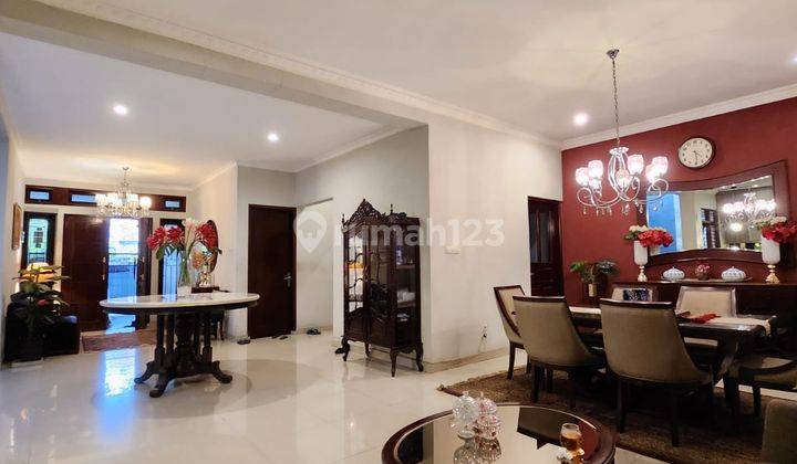 Termurah Rumah Full Furnished Rooftop Walk In Closet di Halim  17