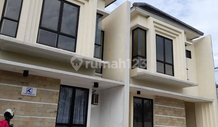 Hanya 5 Unit rumah 2 lantai di Bambu Apus Jakarta Timur